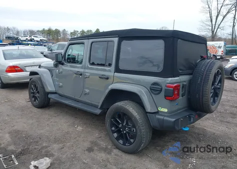 2023 Jeep Wrangler 4Xe Sahara 4X4 из США, поврежденный, VIN 1C4JJXP6XPW505197